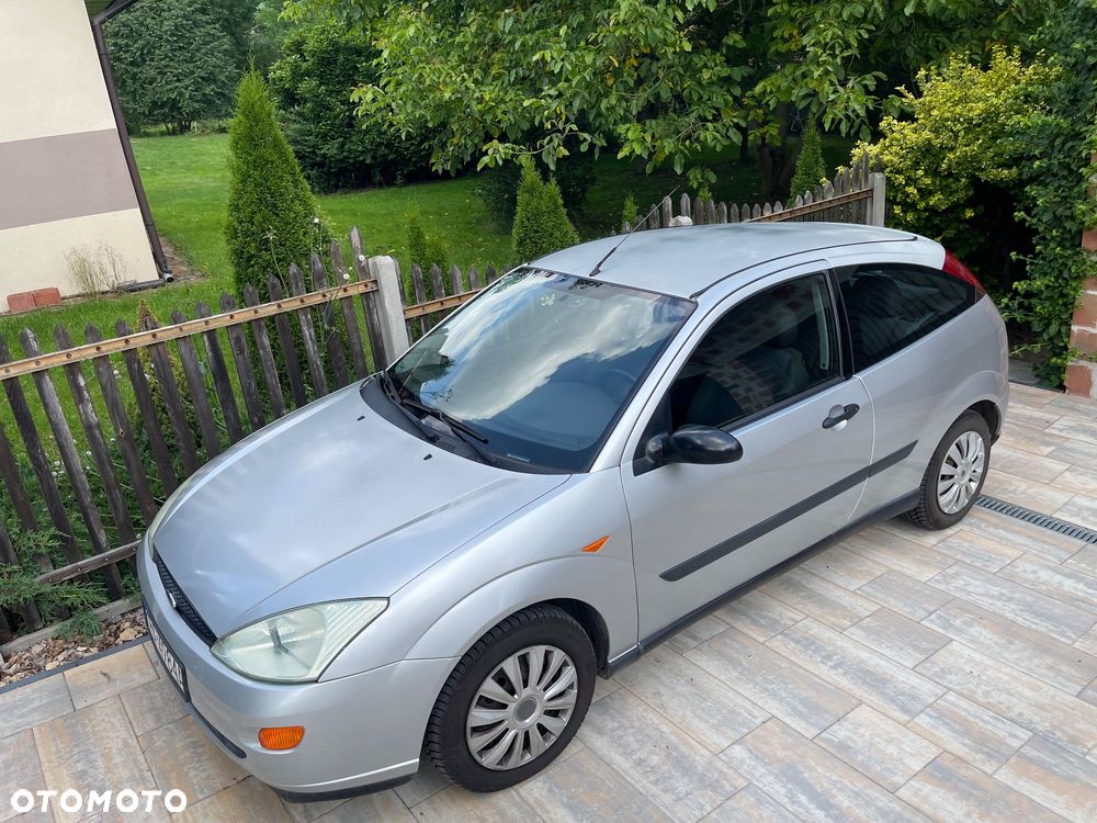Ford Focus 1.6 Trend - 28