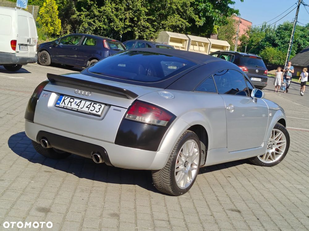 Audi TT Coupé 1.8 T quattro - 4