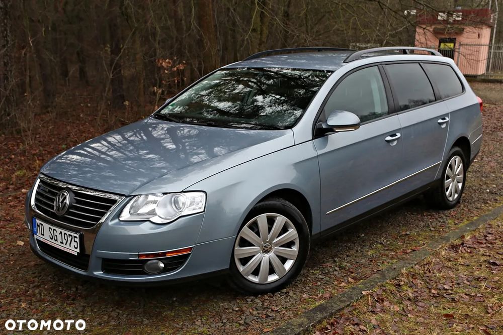 Volkswagen Passat Variant 1.9 TDI Individual Chrom dunkel - 14