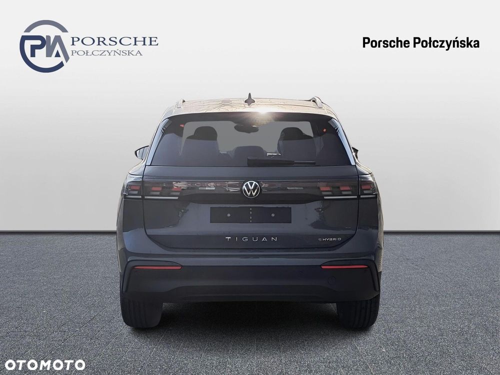 Volkswagen Tiguan - 4