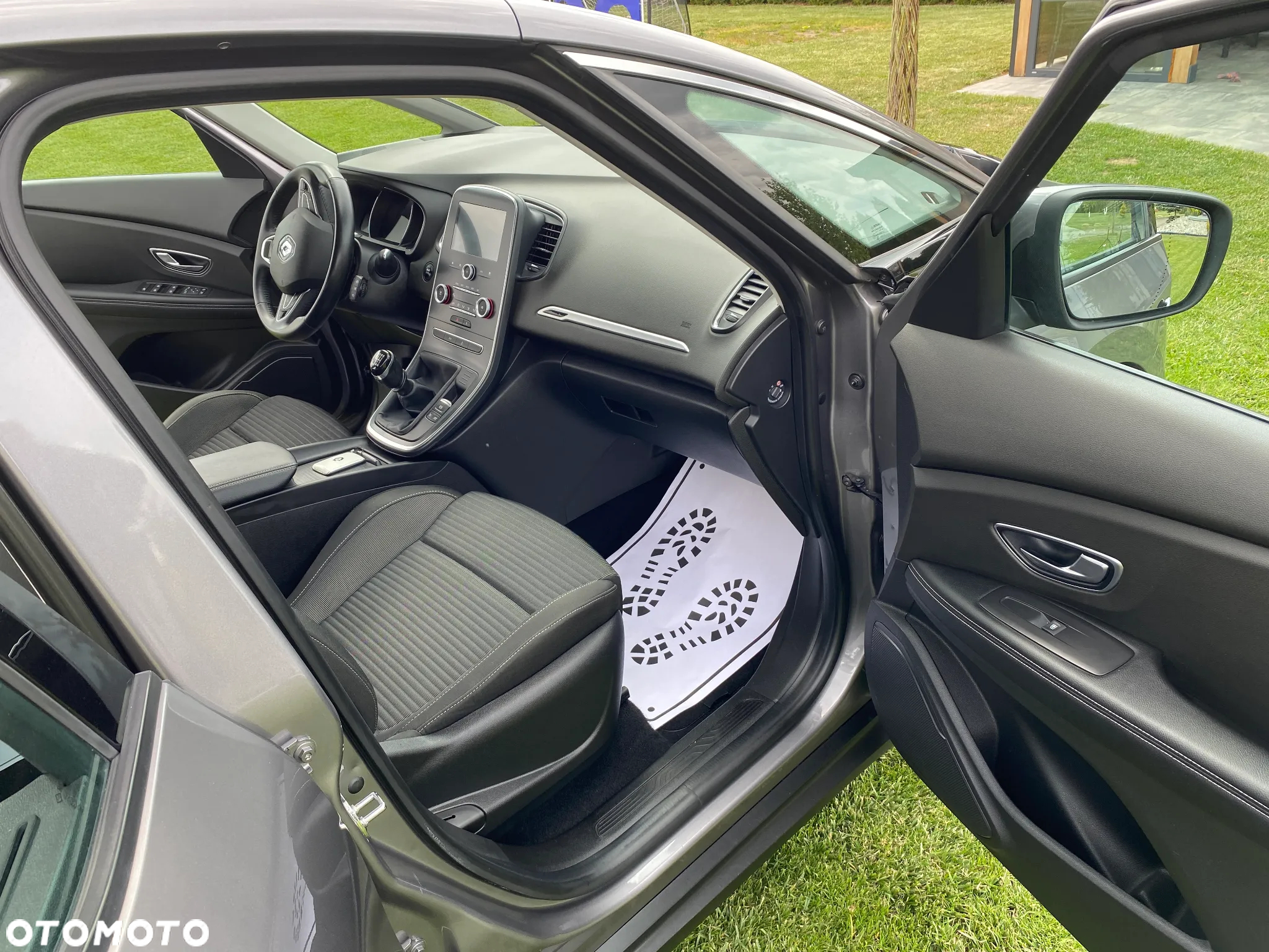 Renault Scenic - 7