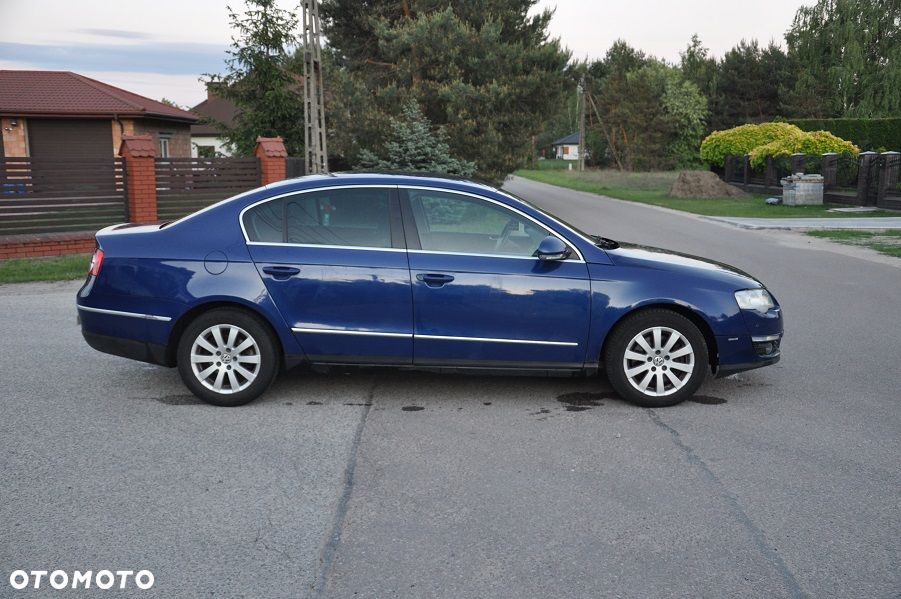 Volkswagen Passat 1.9 TDI Comfortline - 2