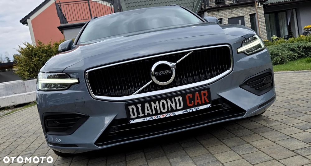 Volvo V60 B3 B DKG Momentum Pro - 5