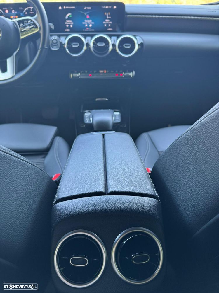 Mercedes-Benz CLA 180 d - 9