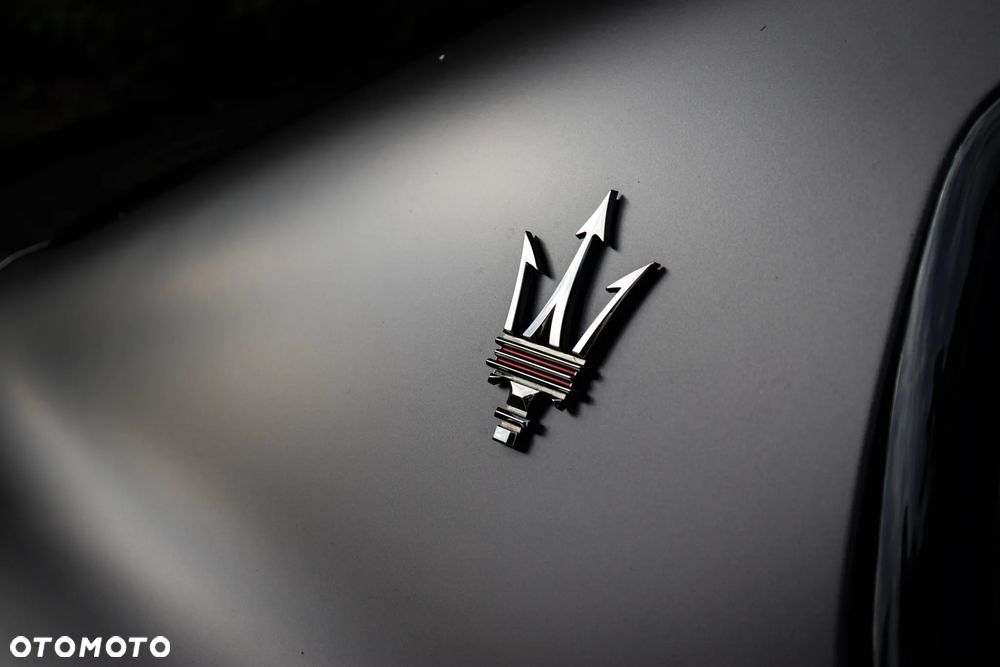 Maserati Ghibli - 8