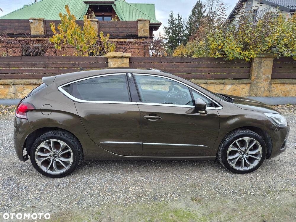 Citroën DS4 2.0 HDi Pure Pearl - 26
