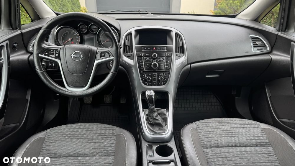 Opel Astra 1.4 Turbo - 8