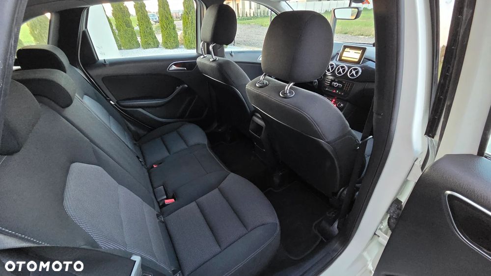 Mercedes-Benz Klasa B 180 (BlueEFFICIENCY) - 7