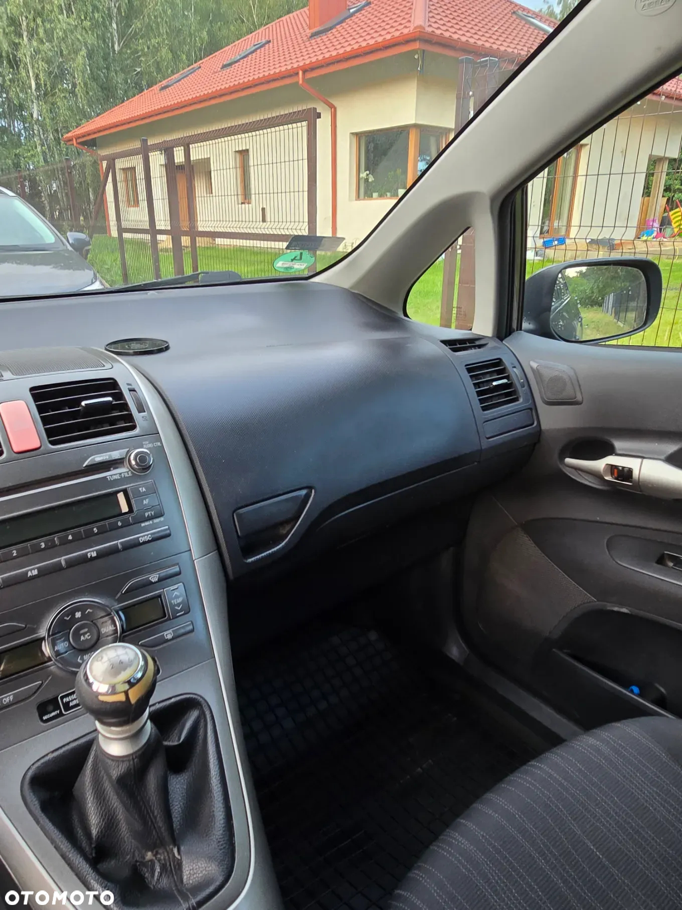 Toyota Auris 2.0 D-4D - 17