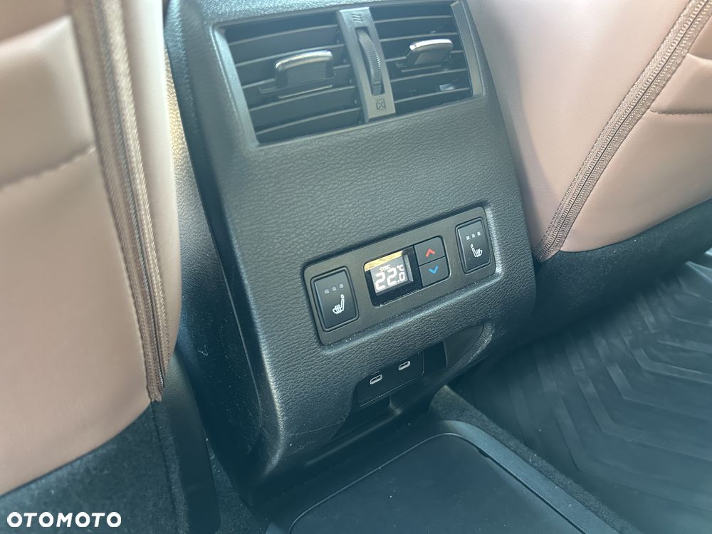 Mitsubishi Outlander Instyle Plus - 17