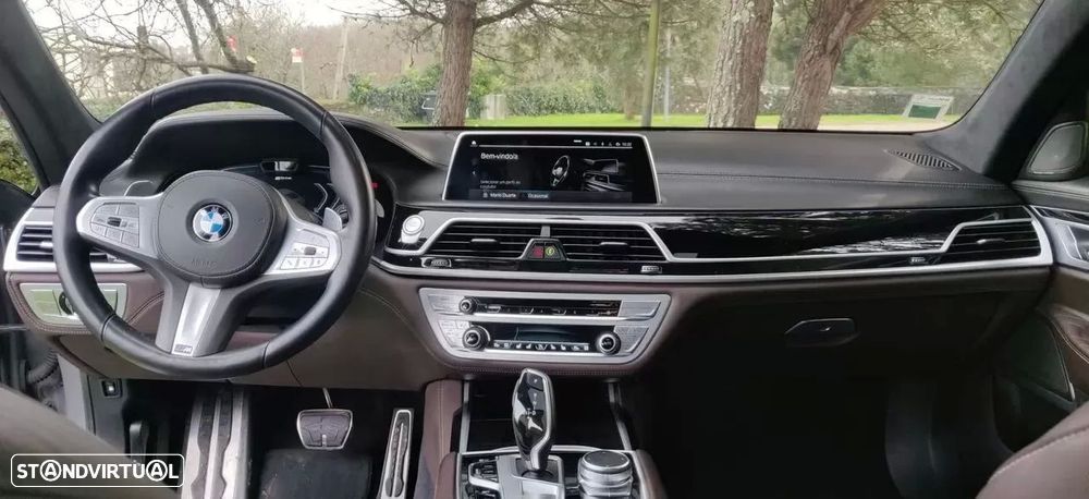 BMW 745 e iPerformance Pack M Auto - 28