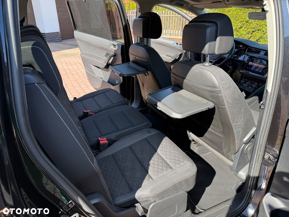 Volkswagen Touran 2.0 TDI SCR DSG Join - 24