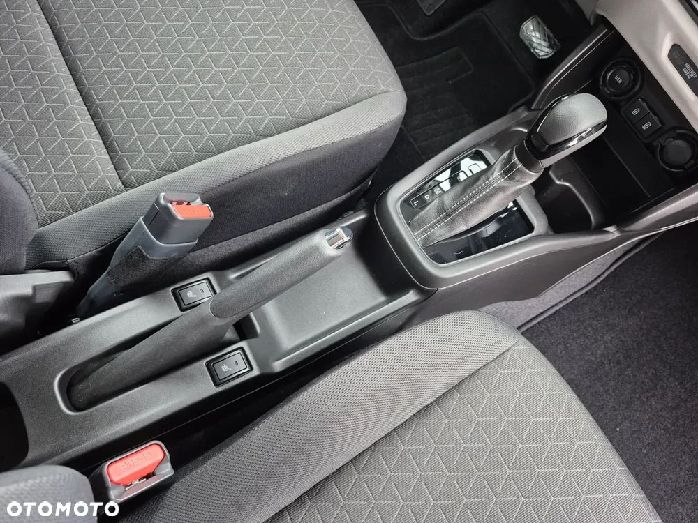 Suzuki Swift 1.2 Dualjet SHVS Premium Plus CVT - 12