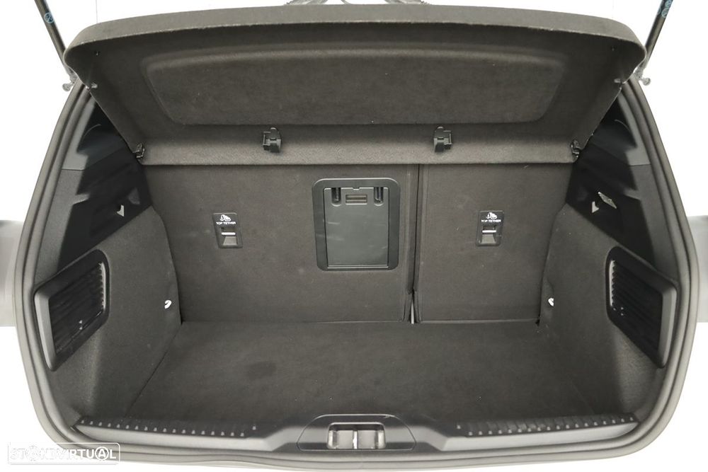 Ford Focus 1.0 EcoBoost MHEV ST-Line X Aut. - 23