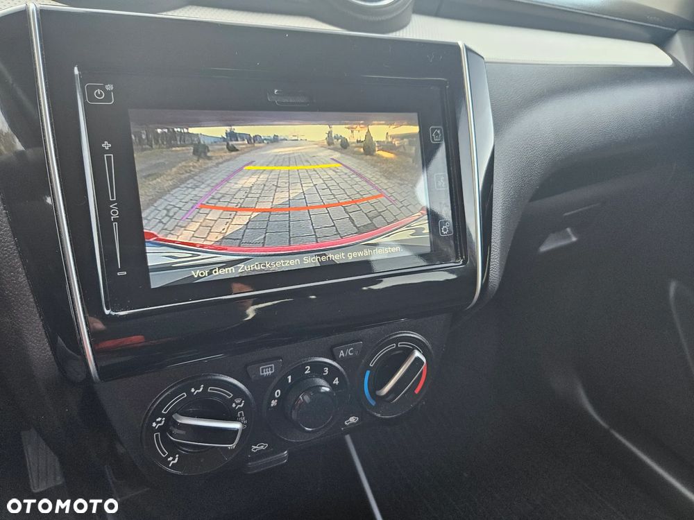 Suzuki Swift 1.2 Dualjet SHVS Premium Plus CVT - 15