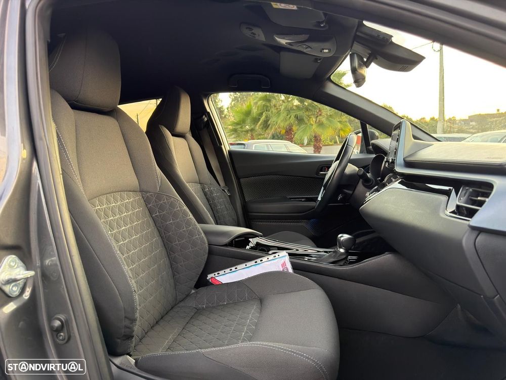 Toyota C-HR 1.8 Hybrid Square Collection - 16