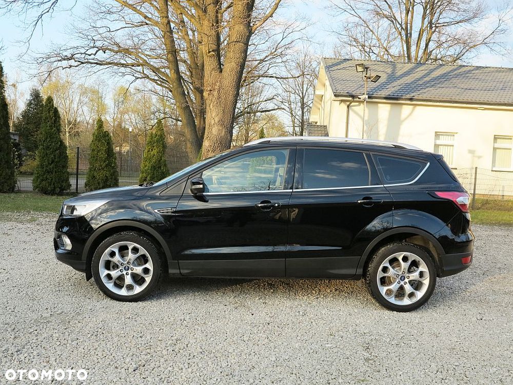 Ford Kuga 2.0 TDCi 4x4 Business Edition - 4