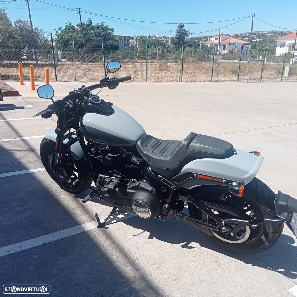 Harley-Davidson Softail FAT BOB 114 - 5