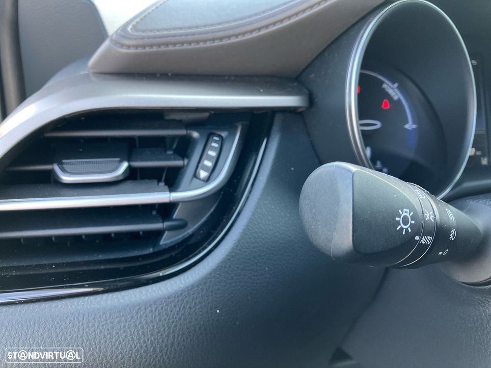 Toyota C-HR 2.0 Hybrid Exclusive+P.Luxury - 30