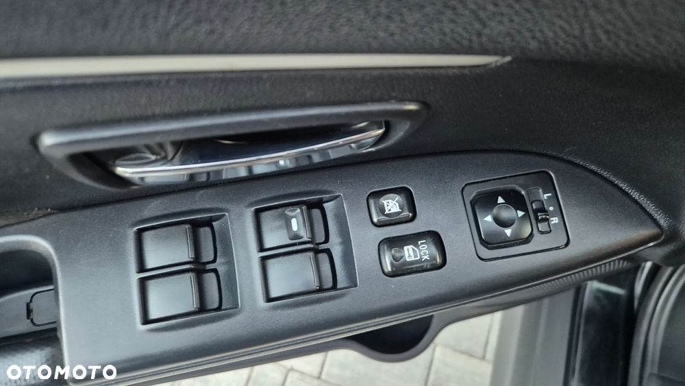 Mitsubishi ASX 1.8 DID Invite 4WD AS&G - 11