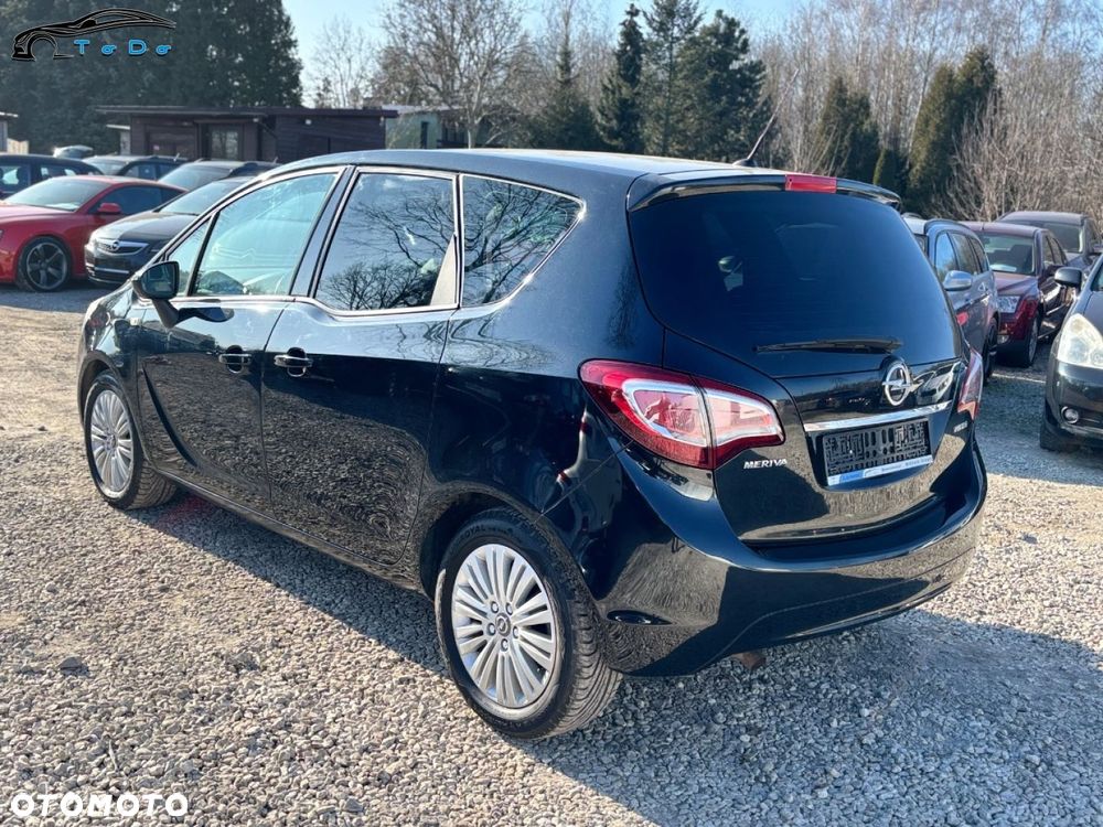 Opel Meriva 1.4 T Design Edition S&S - 11