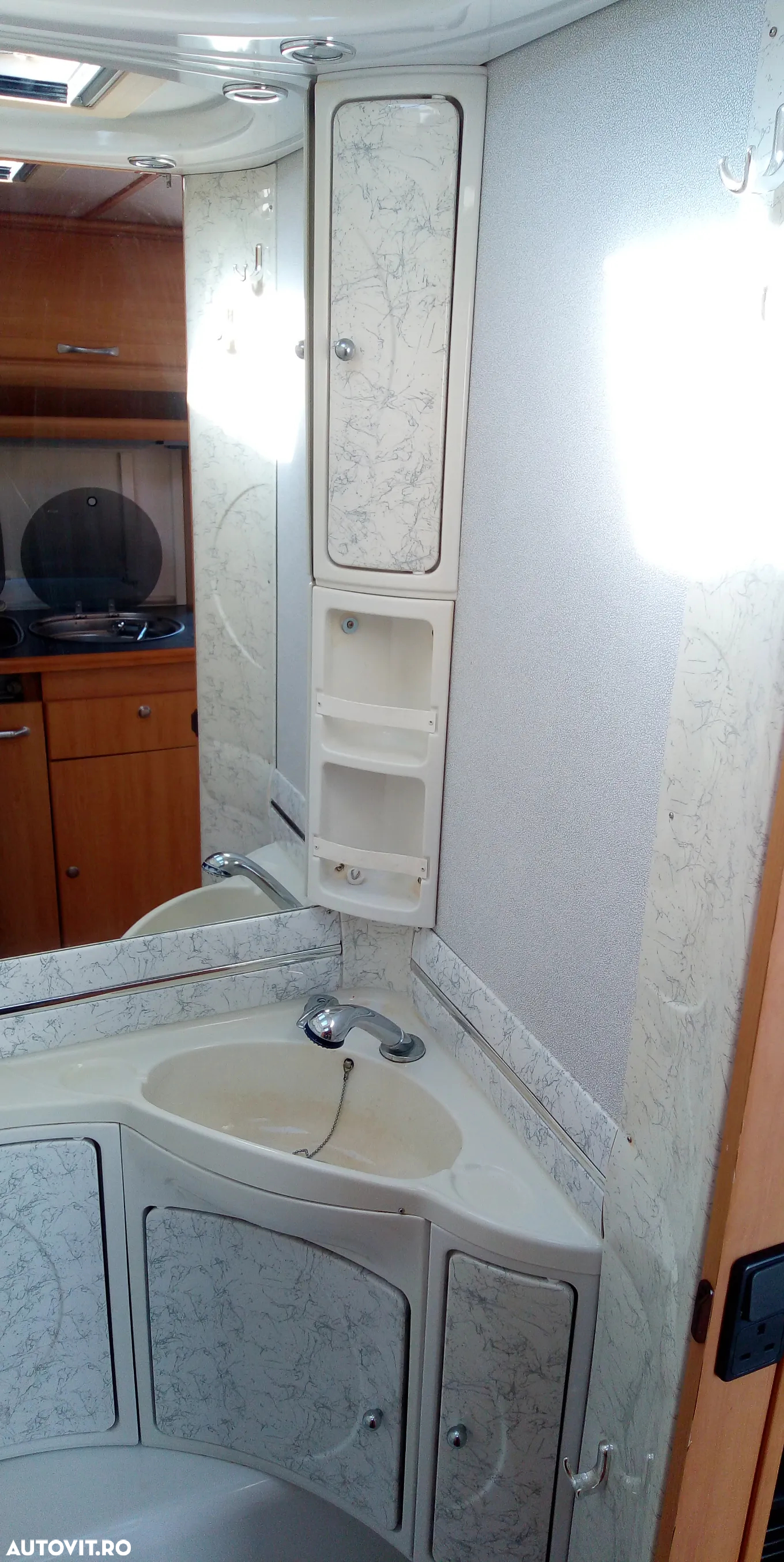 Alta LMC 495k (Lord Munsterland Caravans) - 20