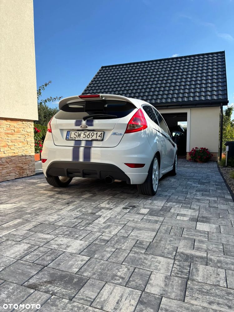 Ford Fiesta 1.6 Sport - 4