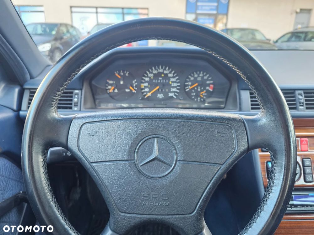 Mercedes-Benz W124 (1984-1993) - 7