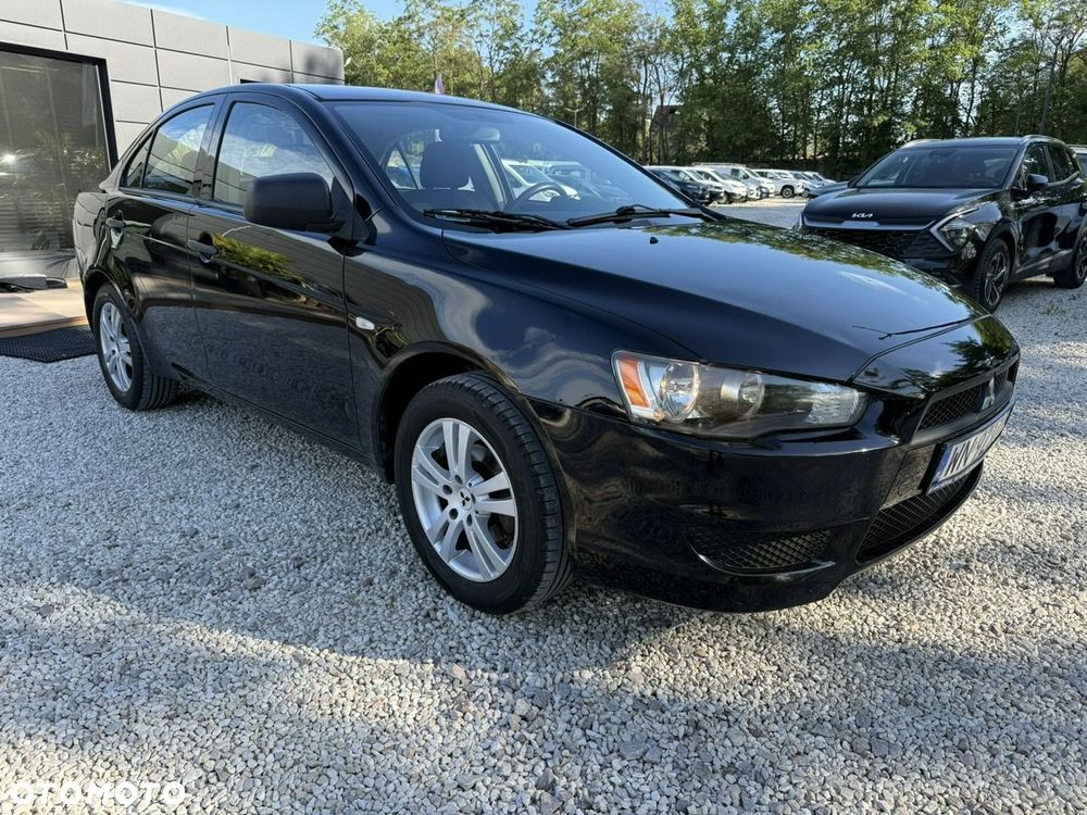 Mitsubishi Lancer - 3