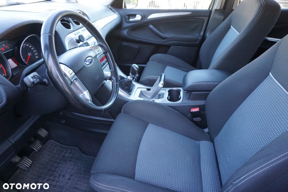 Ford S-Max 2.0 TDCi DPF Ambiente - 8