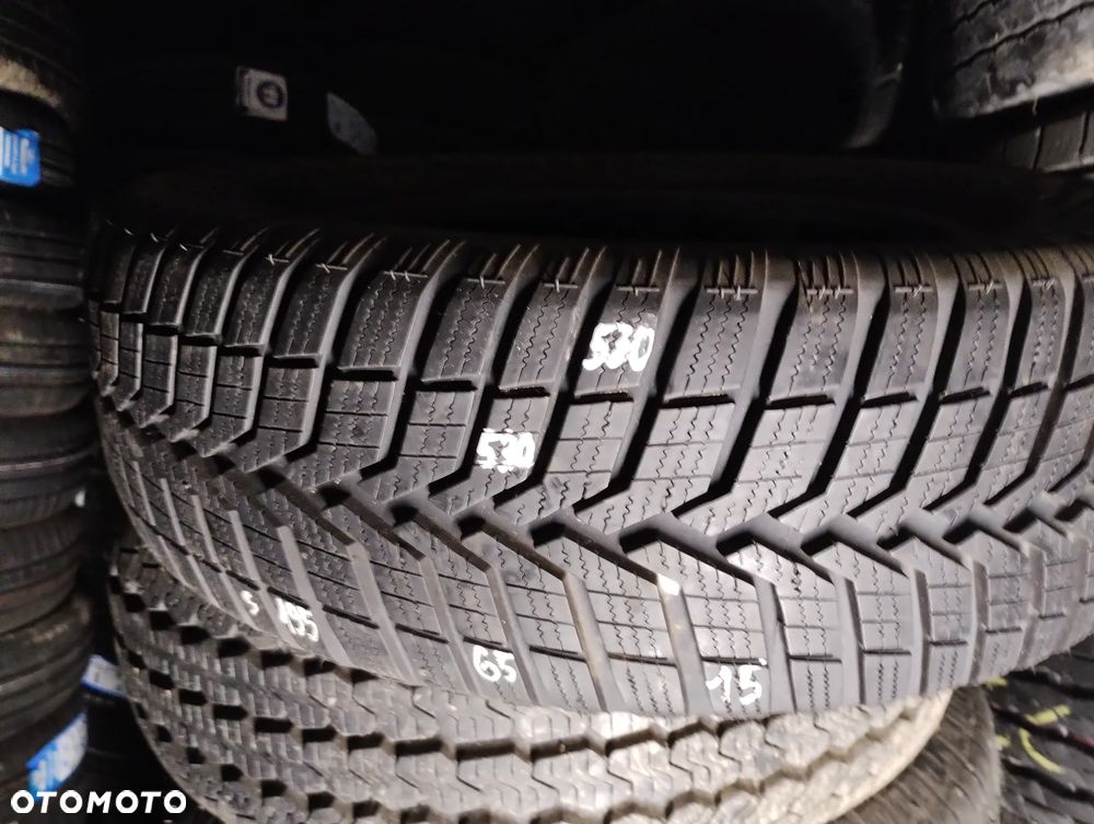 Roadstone 195/65/15 nr 530 - 1