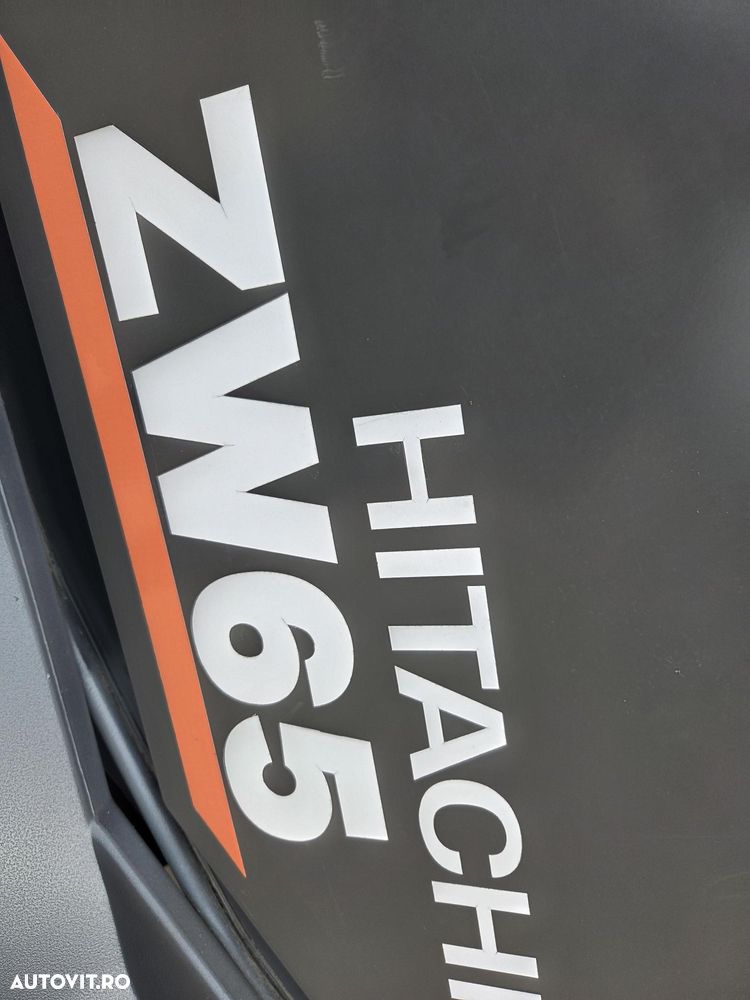 Hitachi ARTICULAT ZW65, Ridica 2,4tone la 3,2m, incarca 8x4 si semiremorci basculabile, 2019, 1.790h, 4x2, Cupla rapida, cupa 1mc, furci, AC, Anvelope 70%-ok, STARE FOARTE BUNA, POSIBILITATE LEASING 3 ani-PROMOTIE 34.900 EUR+Tva - 21