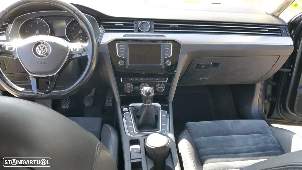 VW Passat Variant 2.0 TDi Highline - 7