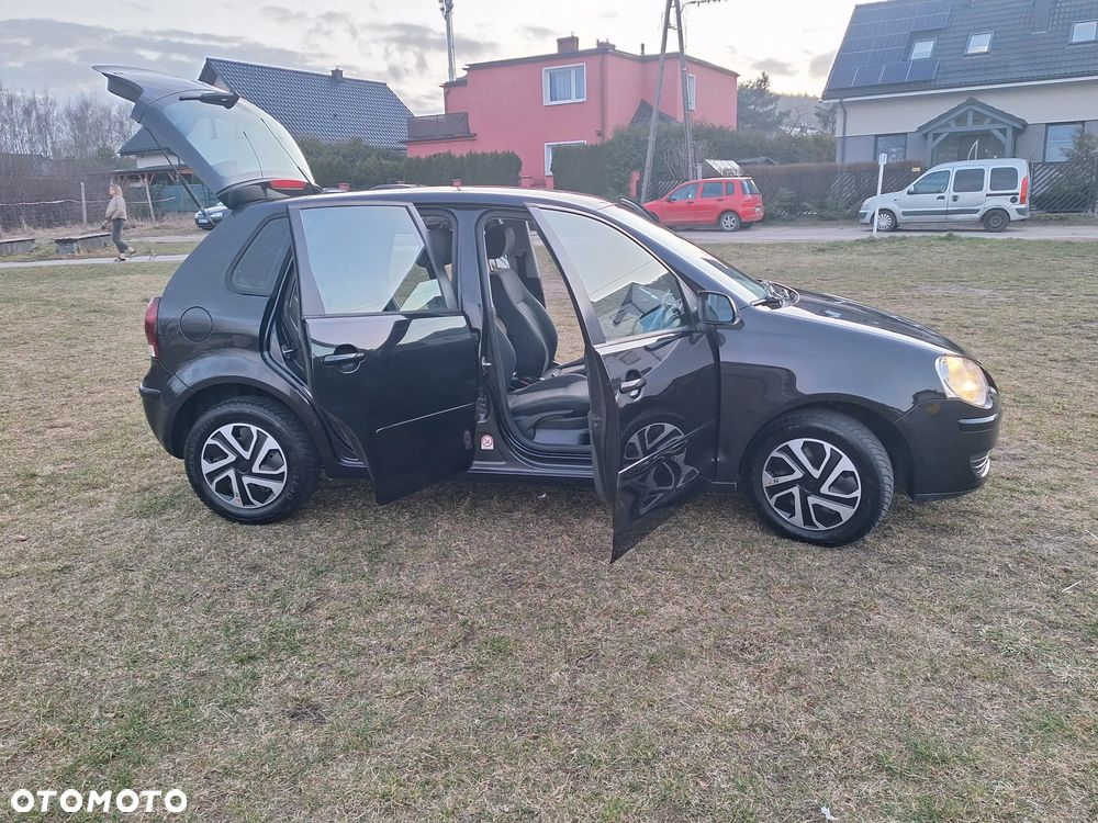 Volkswagen Polo 1.4 Comfortline - 19