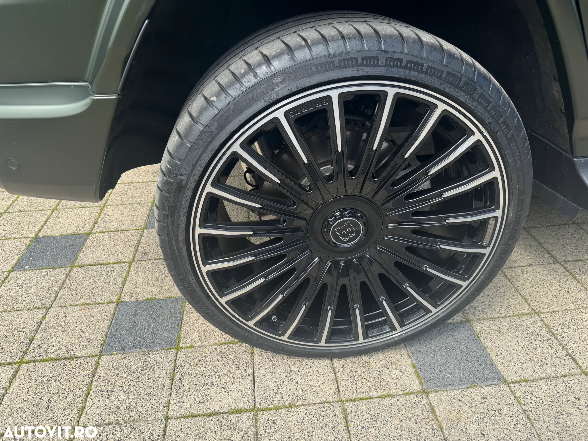Mercedes-Benz G AMG 63 AMG Speedshift 9G-TRONIC - 26