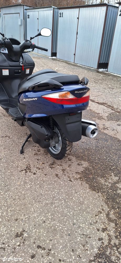 Suzuki Burgman - 8