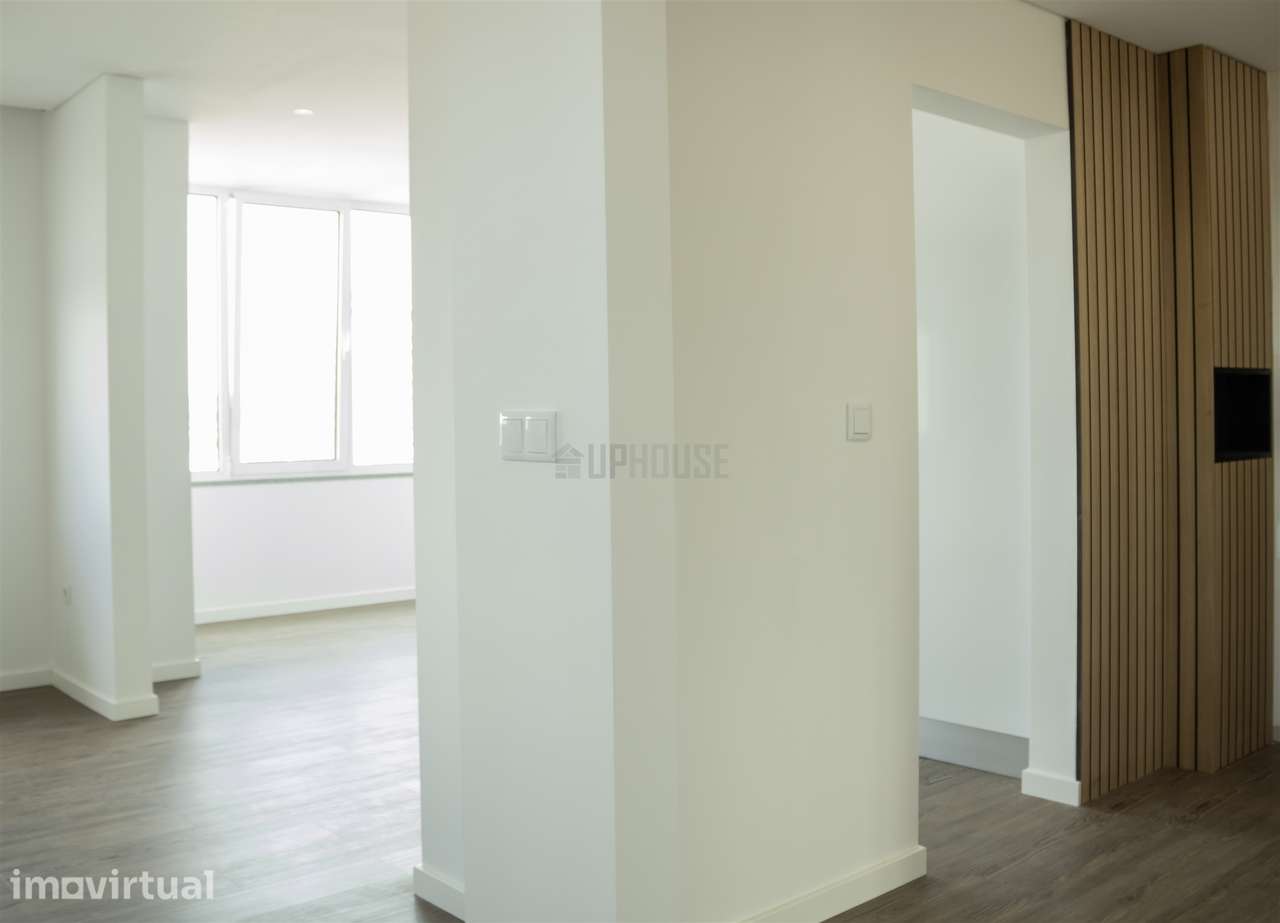 Apartamento T4 Duplex Totalmente Remodelado no Coração de Viseu - Grande imagem: 5/10