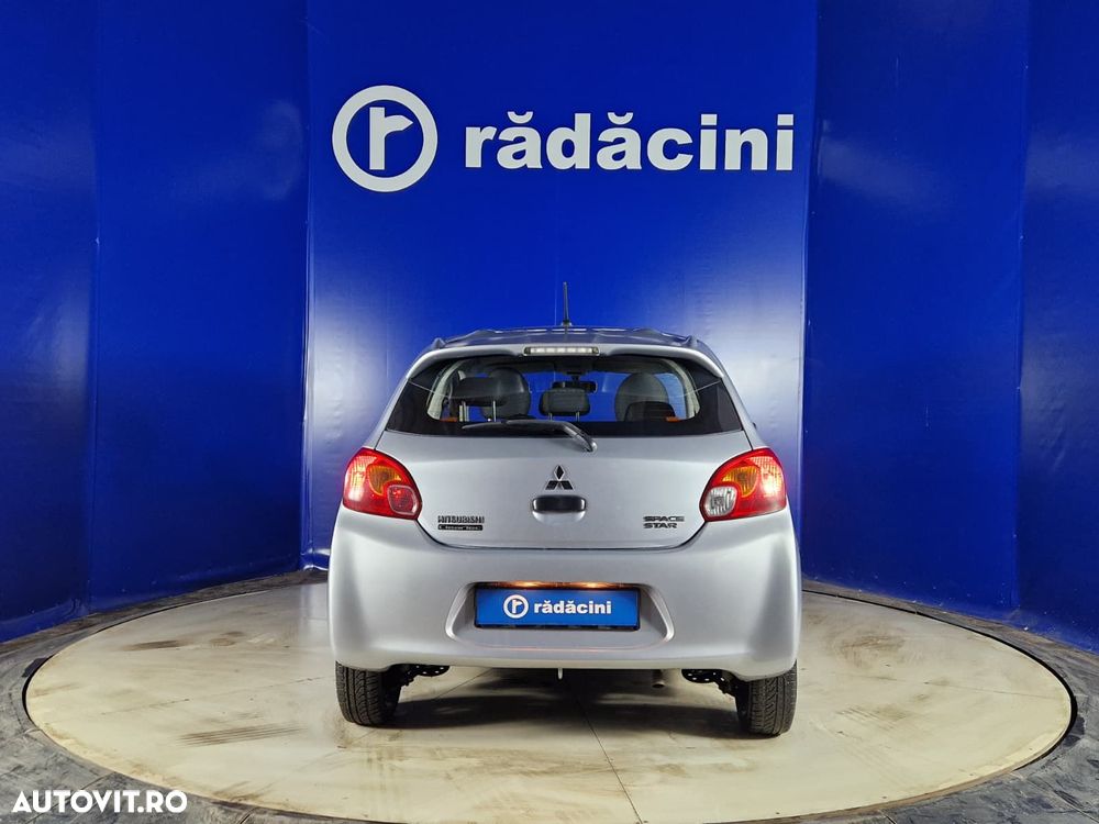 Mitsubishi Space Star - 8