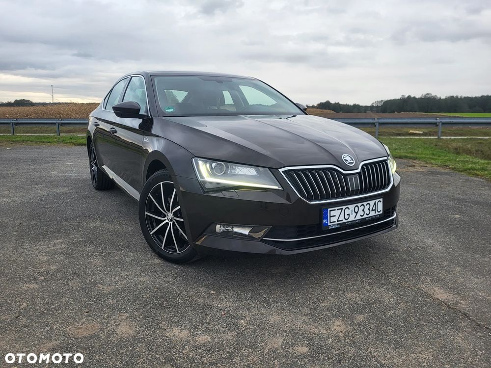 Skoda Superb 2.0 TDI 4x4 Ambition - 2