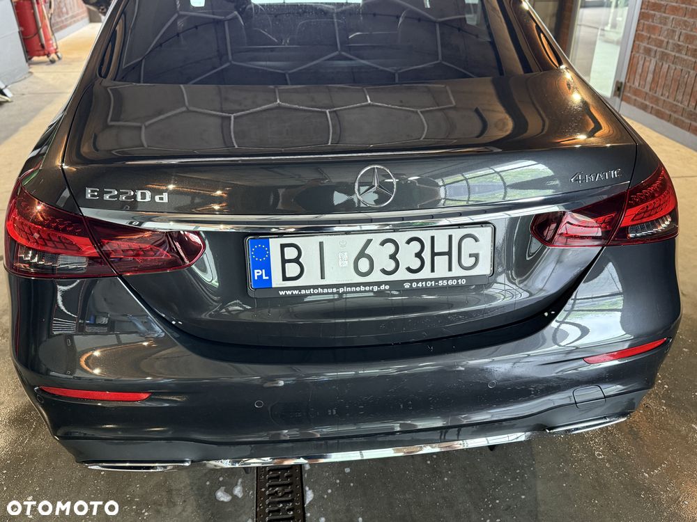 Mercedes-Benz Klasa E 220 d 4-Matic AMG - 18
