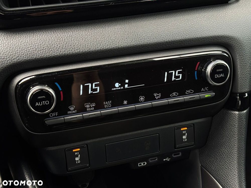 Toyota Yaris Hybrid 1.5 GR Sport - 20