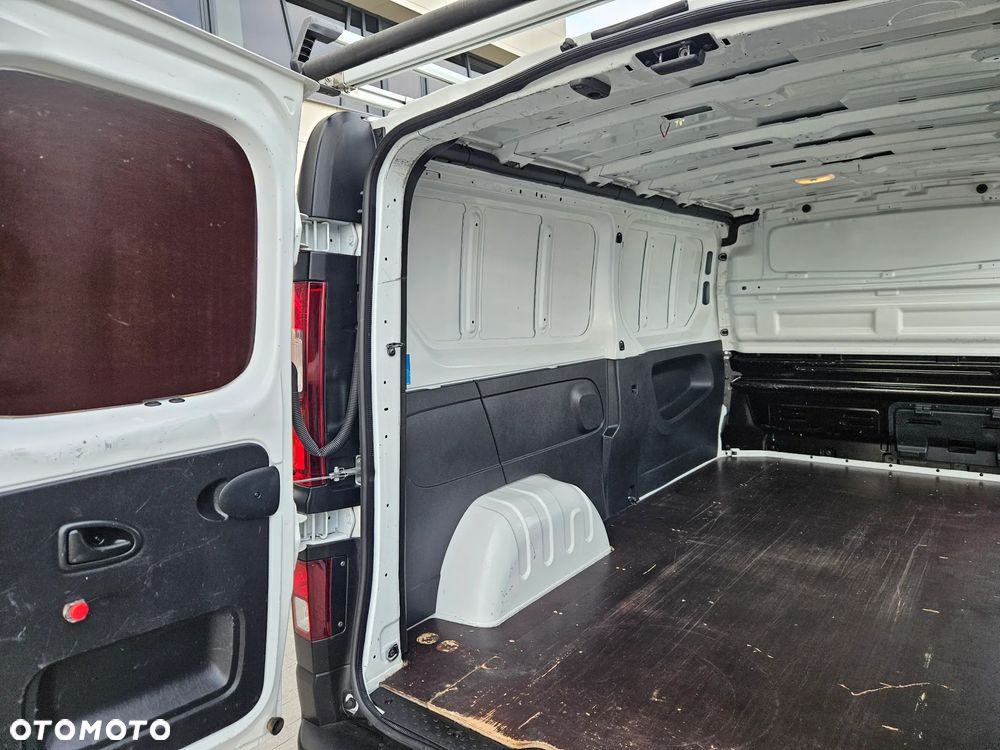 Renault Trafic Vivaro Talento - 31