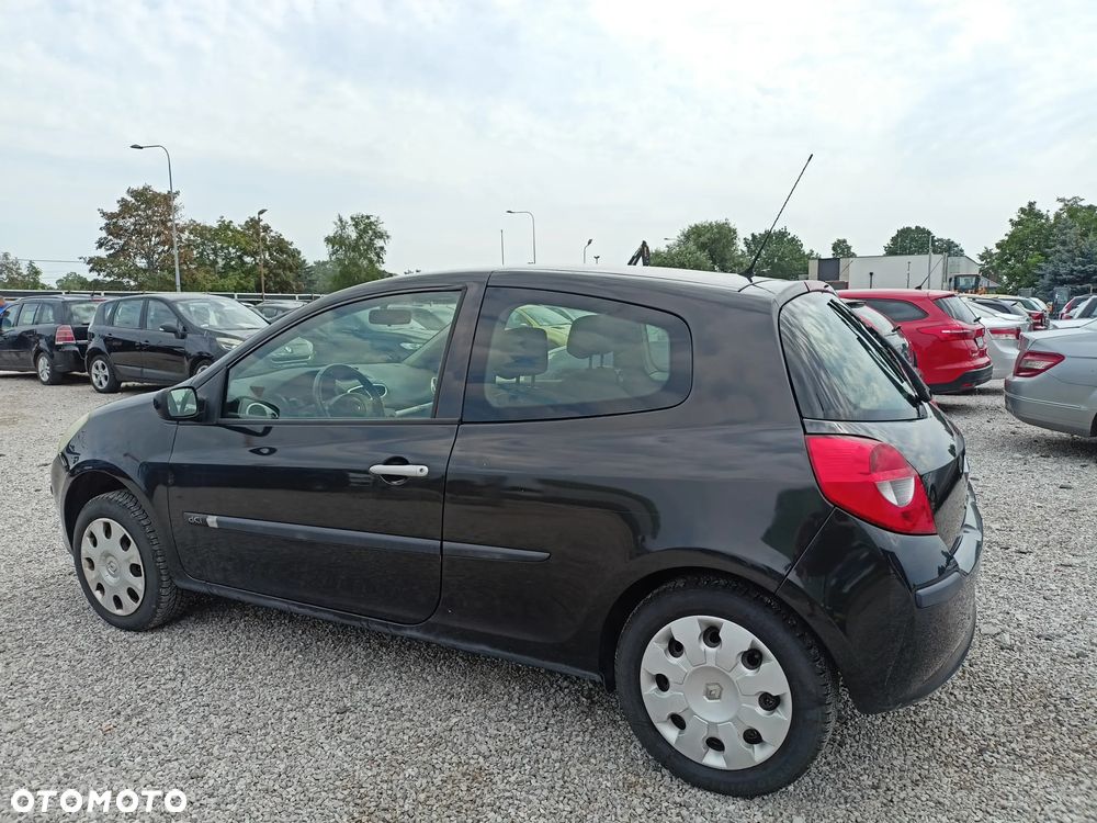 Renault Clio - 3