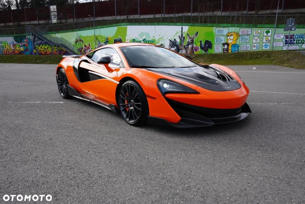 McLaren 570S Coupe - 1
