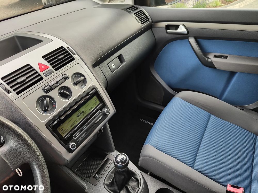 Volkswagen Touran 1.4 TSI Comfortline - 24