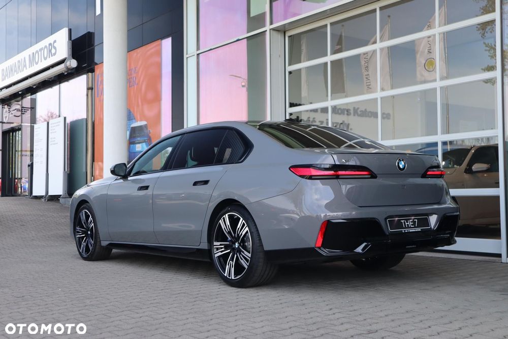 BMW Seria 7 - 5