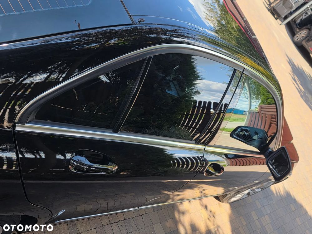 Mercedes-Benz Klasa C 320 CDI 7G-TRONIC Avantgarde - 19