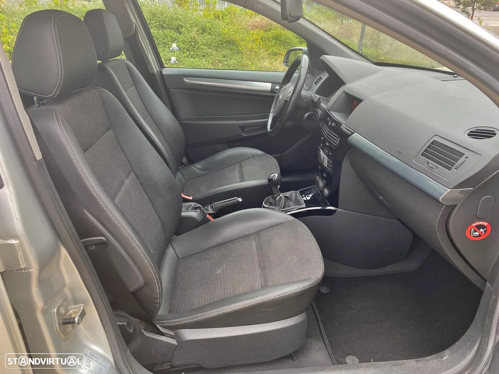 Opel Astra 1.7 CDTI Cosmo - 10