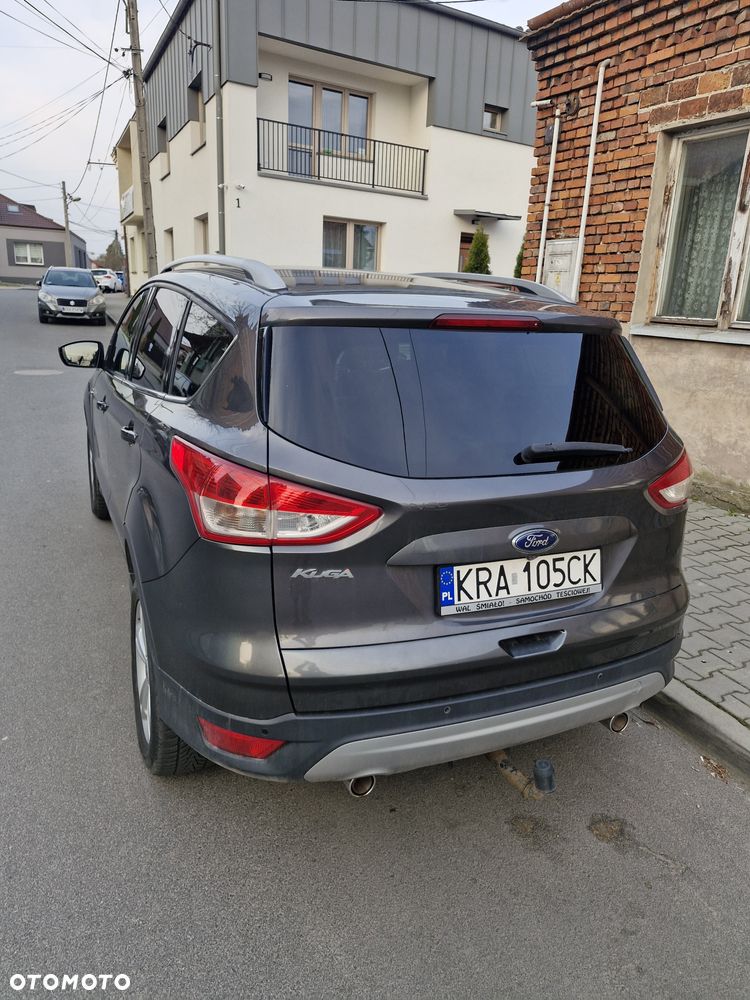 Ford Kuga - 4