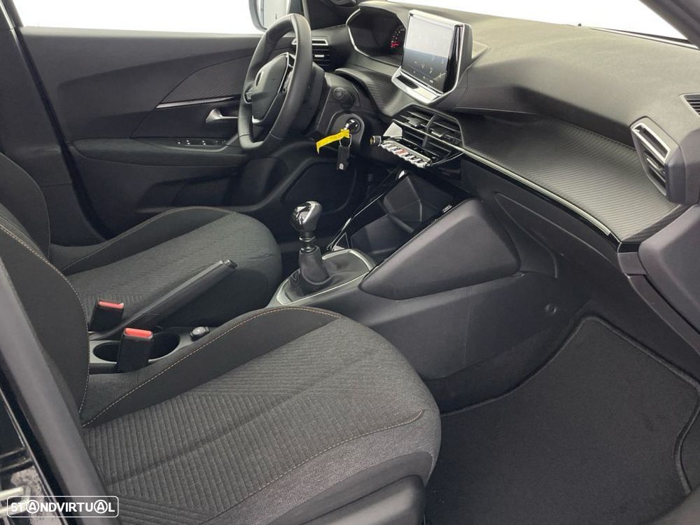 Peugeot 2008 1.2 PureTech Allure - 29